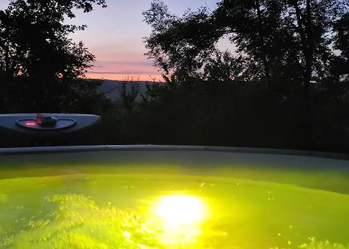 Campingplads Les Bulles Du Coq De Champagne 3*